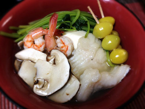 『ワケあり松茸の土鍋蒸し  』 料理とぐい呑み(76)